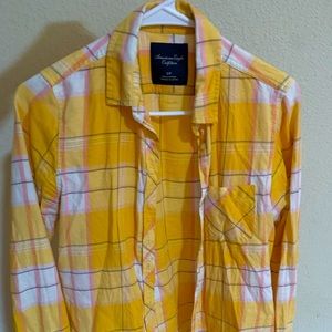 American Eagle Outfitters Yellow Plaid Flannel Shirt Small Button Up